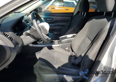 2015 Nissan Altima 2.5 z USA, uszkodzony, nr VIN 1N4AL3AP3FC435293